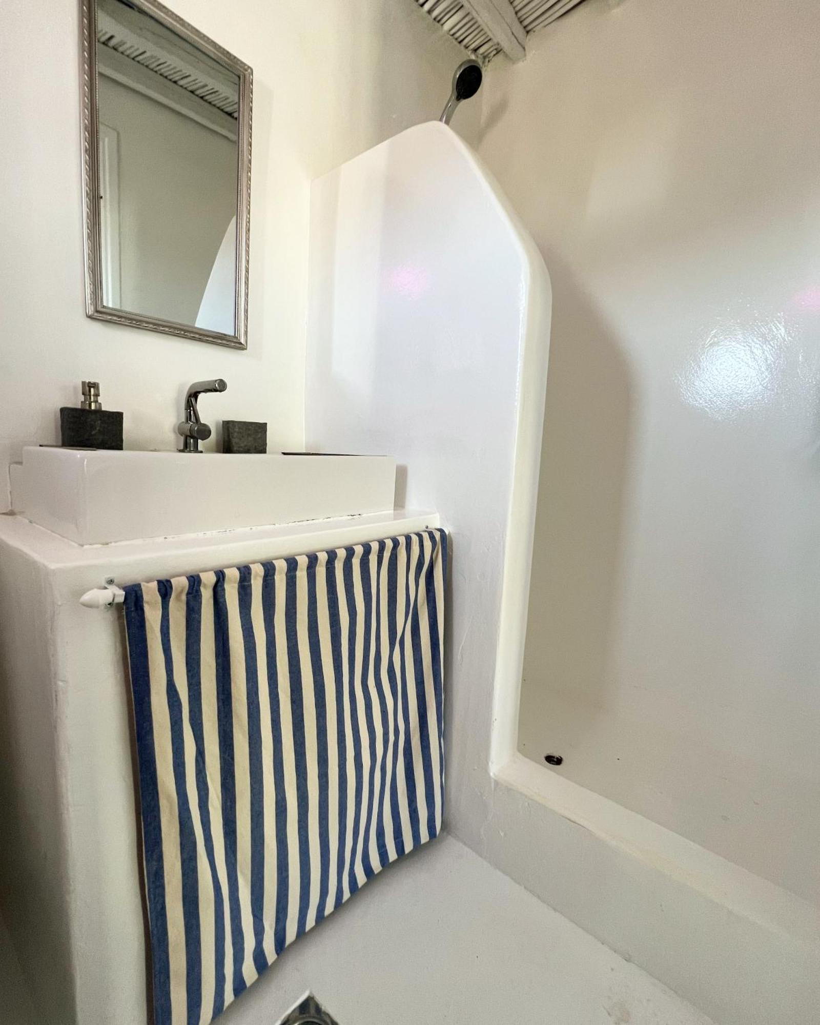 Serifos White Екстериор снимка